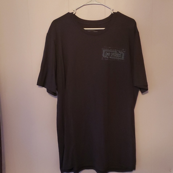Under Armour Fish T-Shirt - Picture 3 of 5